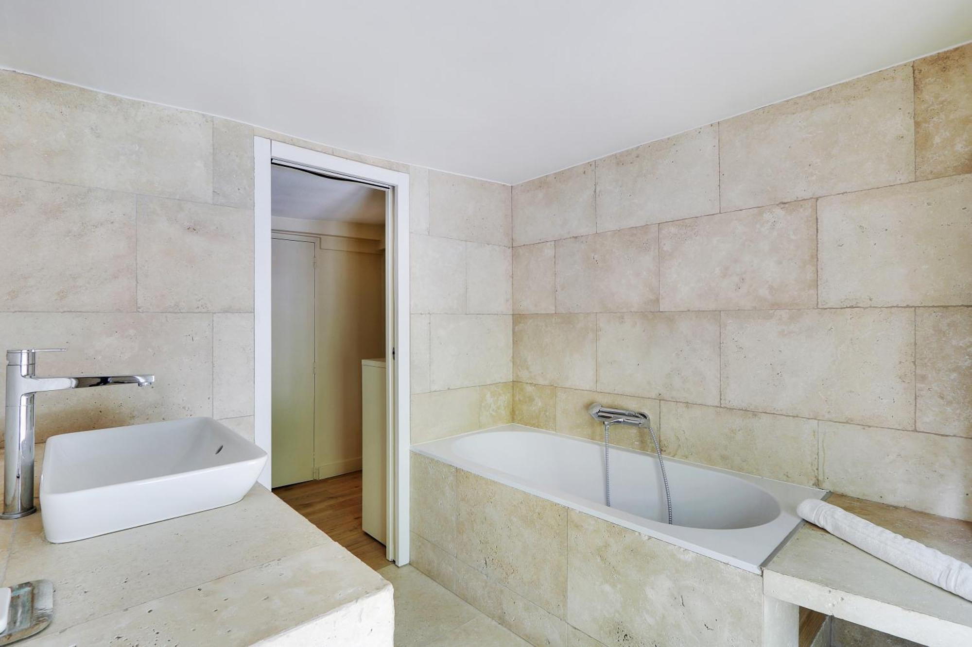 Pick A Flat's In Saint-germain - Rue Du Bac * Paris